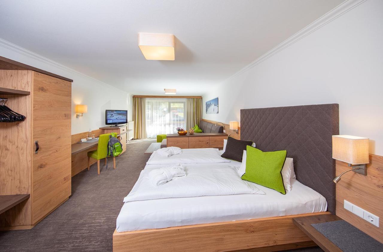 Hotel Tauernhof Kaprun Exterior photo